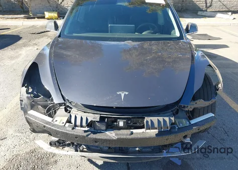 2019 Tesla Model 3 Long Range/Mid Range/Standard Range/Standard Range Plus из США, поврежденный, VIN 5YJ3E1EA8KF190270